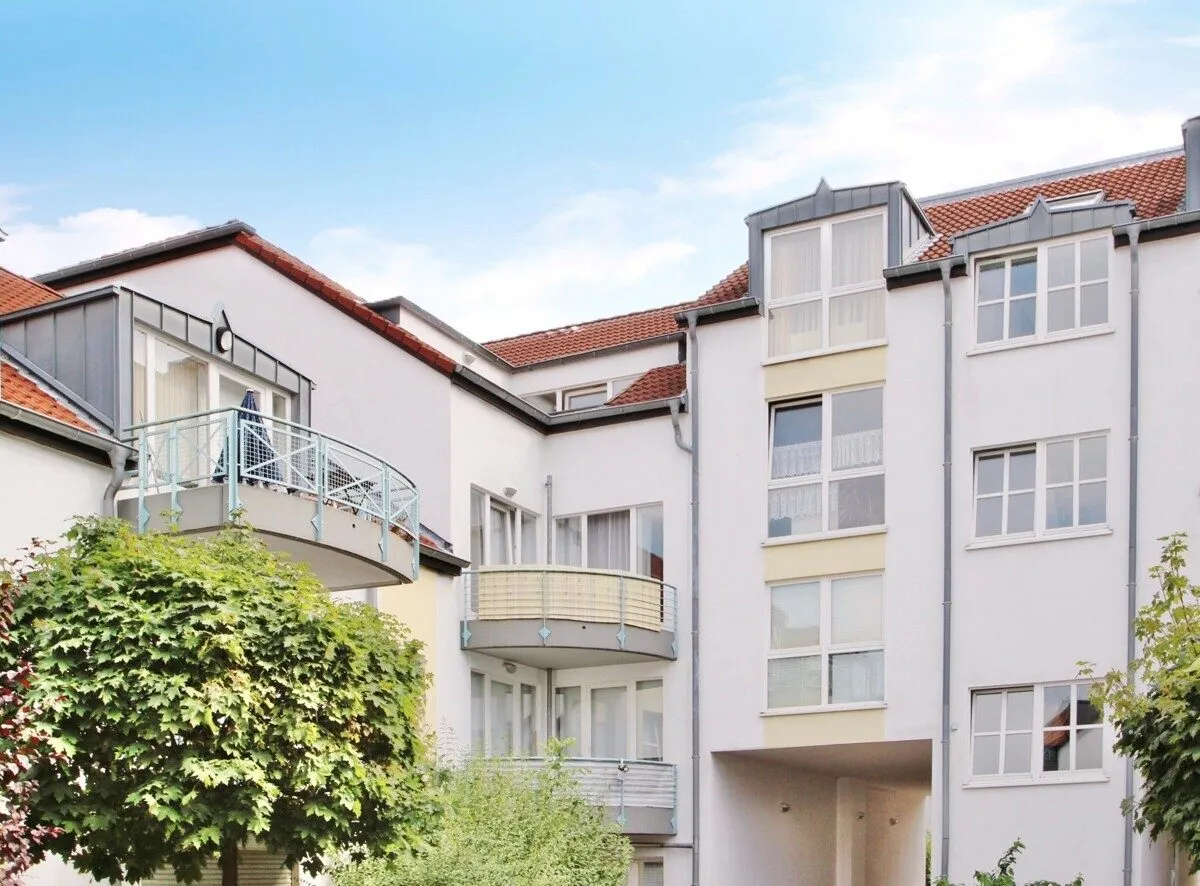 Immobilienangebot - Köln - Alle - Schöne Wohnung mit Balkon und Tiefgaragenstellplatz!