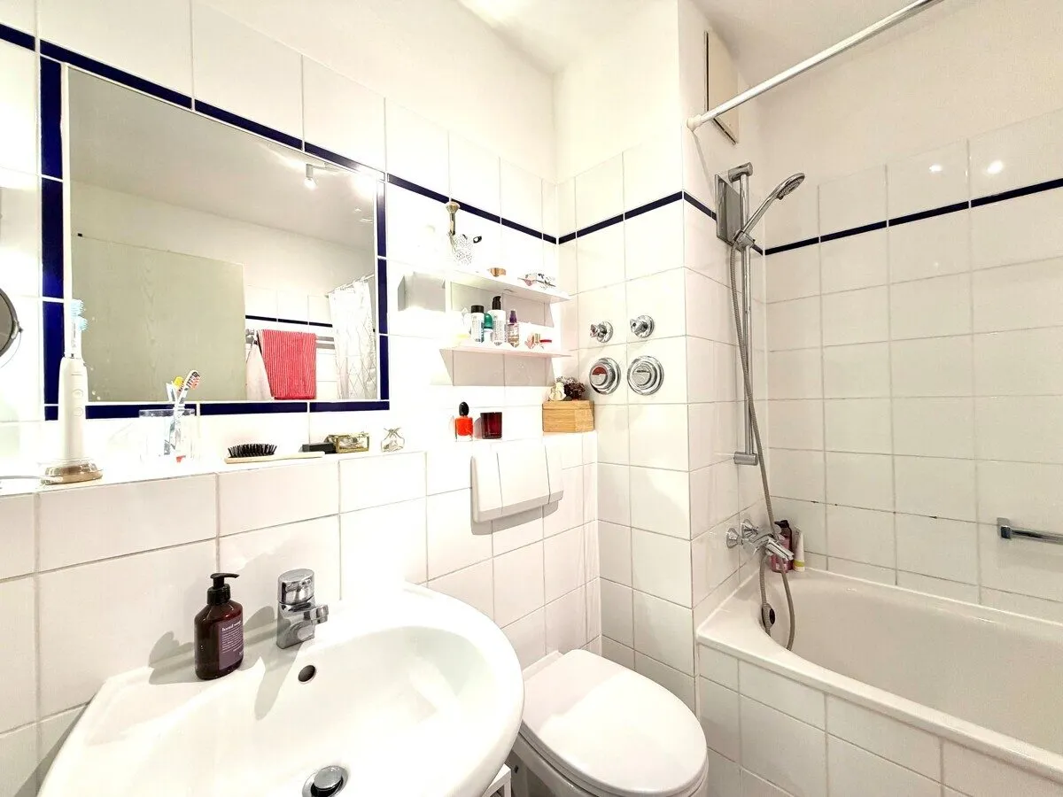 Immobilienangebot - Köln - Alle - Schöne Wohnung mit Balkon und Tiefgaragenstellplatz!