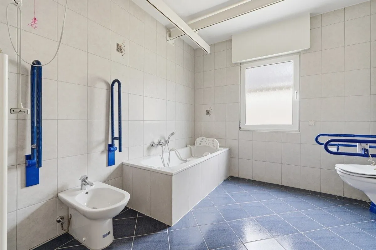 Immobilienangebot - Bedburg - Alle - Freistehendes Einfamilienhaus mit großem Grundstück!
