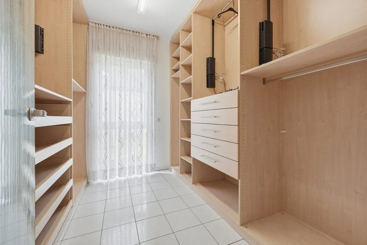 Immobilienangebot - Bedburg - Alle - Freistehendes Einfamilienhaus mit großem Grundstück!