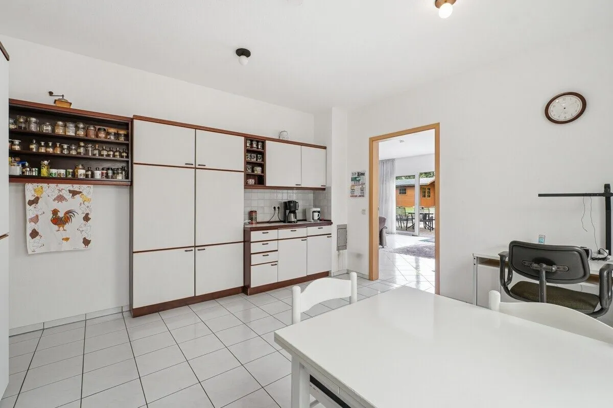 Immobilienangebot - Bedburg - Alle - Freistehendes Einfamilienhaus mit großem Grundstück!