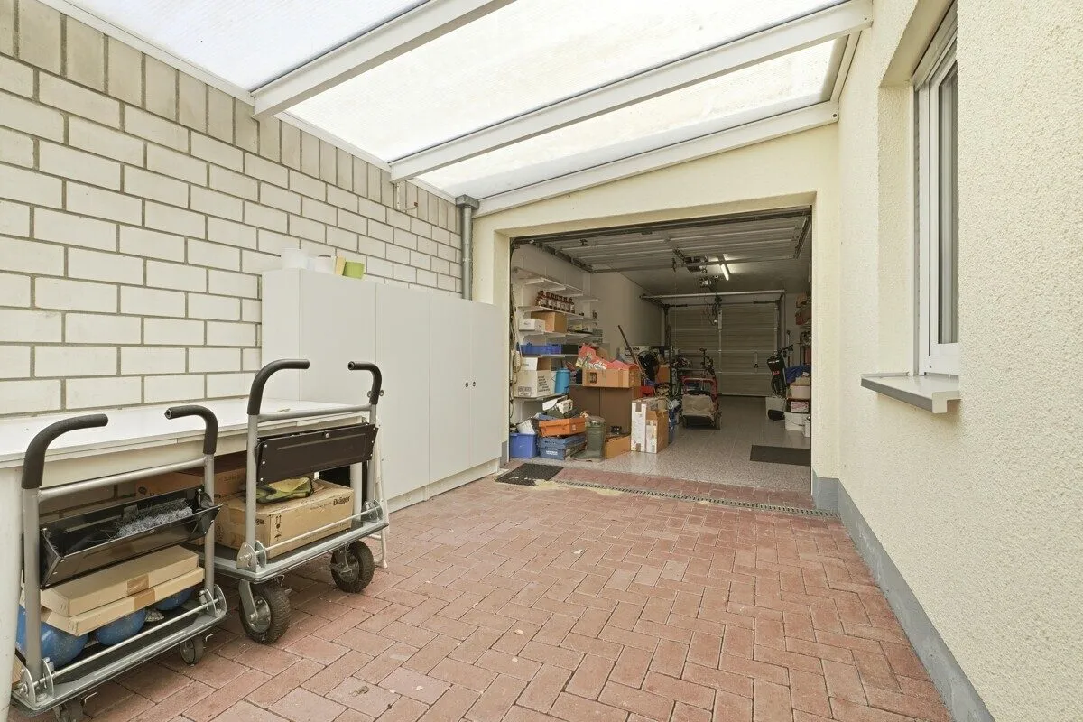 Immobilienangebot - Bedburg - Alle - Freistehendes Einfamilienhaus mit großem Grundstück!