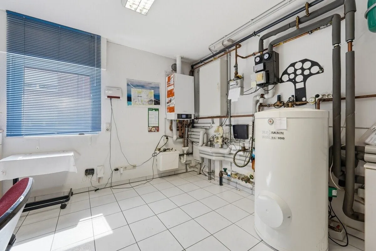 Immobilienangebot - Bedburg - Alle - Freistehendes Einfamilienhaus mit großem Grundstück!