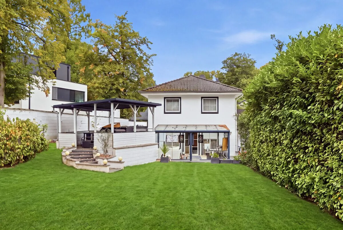 Immobilienangebot - Köln - Alle - Modernes Einfamilienhaus im Kölner - Hahnwald!