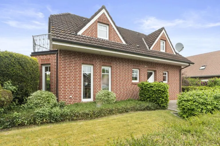 Immobilienangebot - Westoverledingen - Alle - Einfamilienhaus mit Sonnengrundstück!