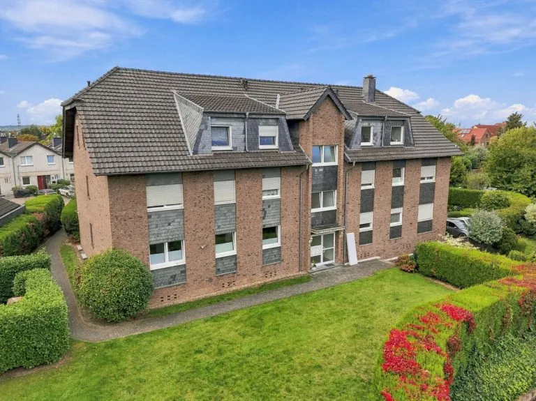 Immobilienangebot - Köln - Alle - Eigentumswohnung mit Stellplatz und Balkon!