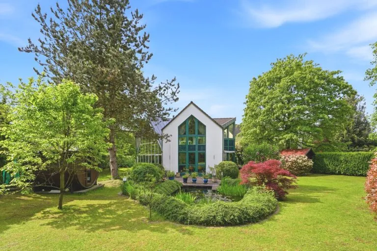 Immobilienangebot - Köln - Alle - Köln - Hahnwald! Einfamilienhaus mit Traumgrundstück!