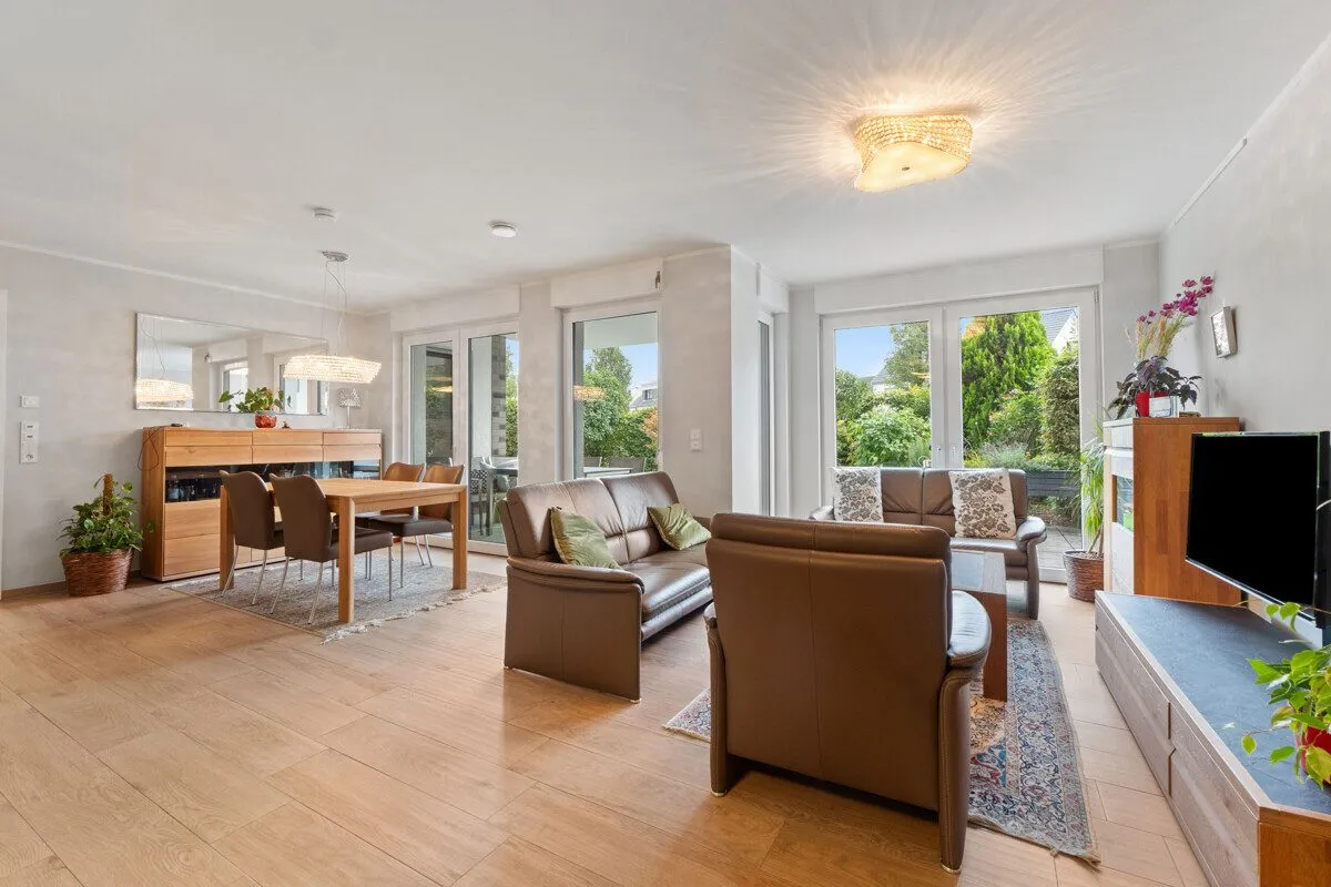 Immobilienangebot - Köln - Alle - Gartenwohnung mit Küche und Tiefgaragenstellplatz!