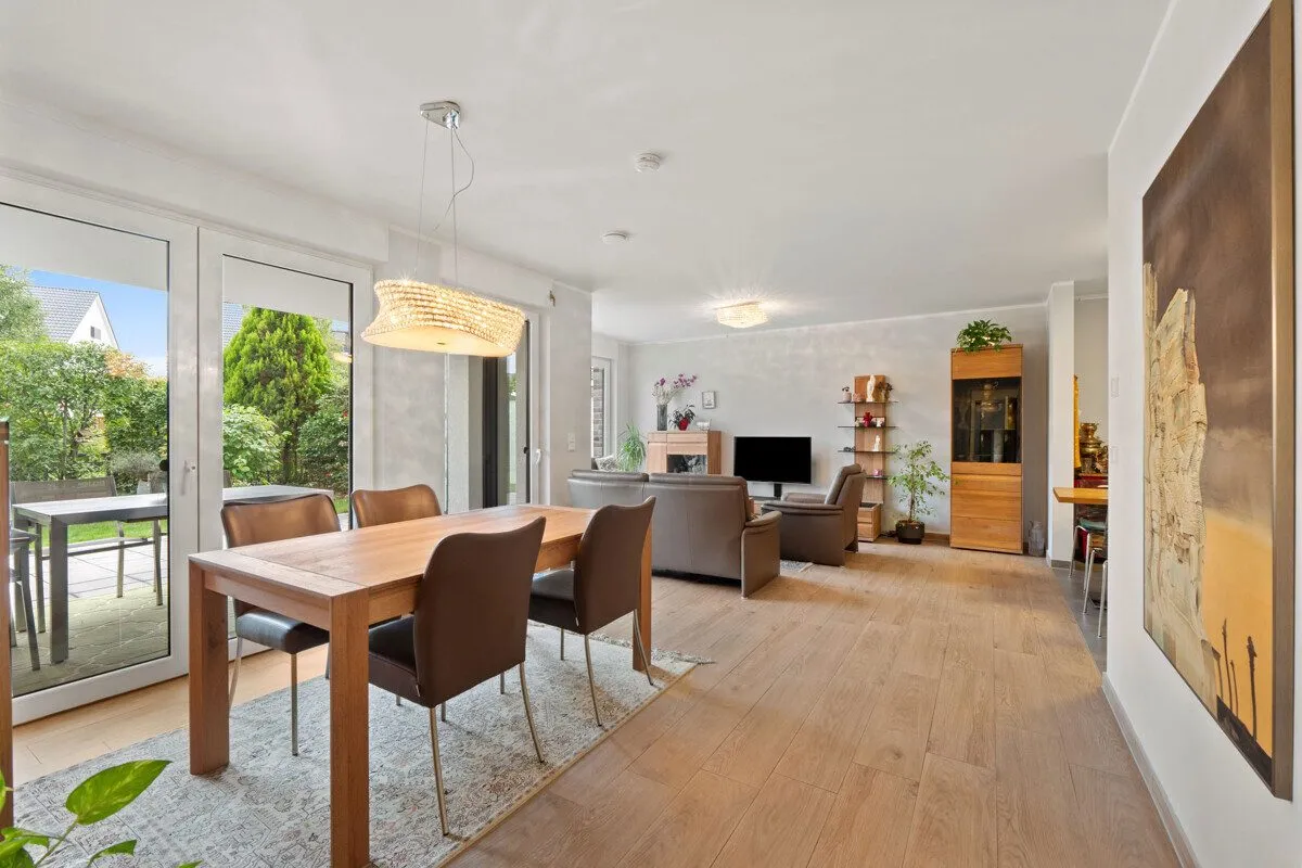 Immobilienangebot - Köln - Alle - Gartenwohnung mit Küche und Tiefgaragenstellplatz!