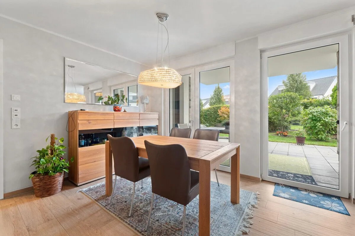 Immobilienangebot - Köln - Alle - Gartenwohnung mit Küche und Tiefgaragenstellplatz!