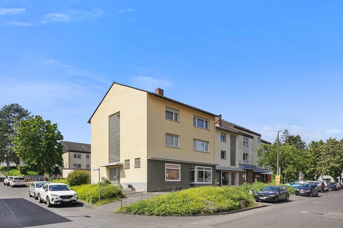 Immobilienangebot - Bornheim - Alle - Freie Eigentumswohnung mit Garage und Stellplatz!